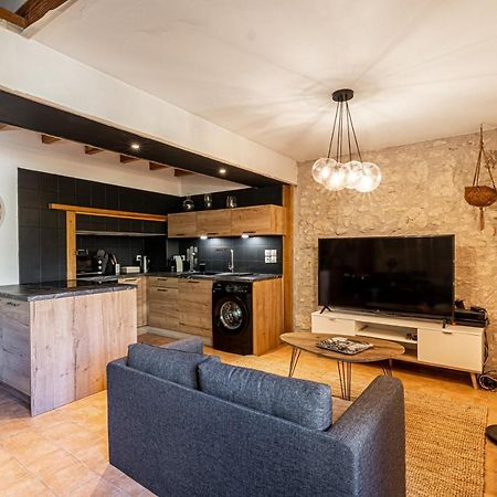 אוש Superbe Appartement, Situe Au Coeur De La Ville. מראה חיצוני תמונה