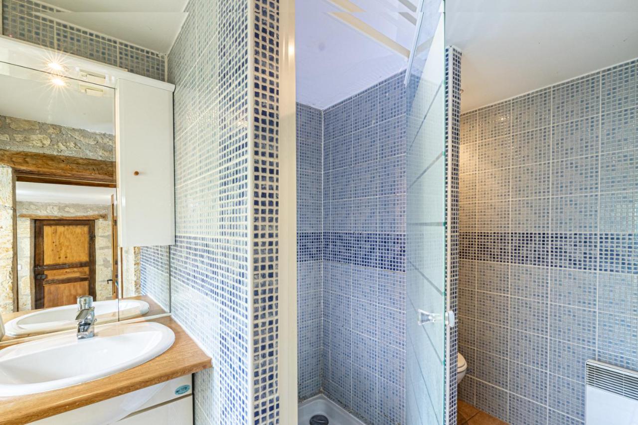 אוש Superbe Appartement, Situe Au Coeur De La Ville. מראה חיצוני תמונה